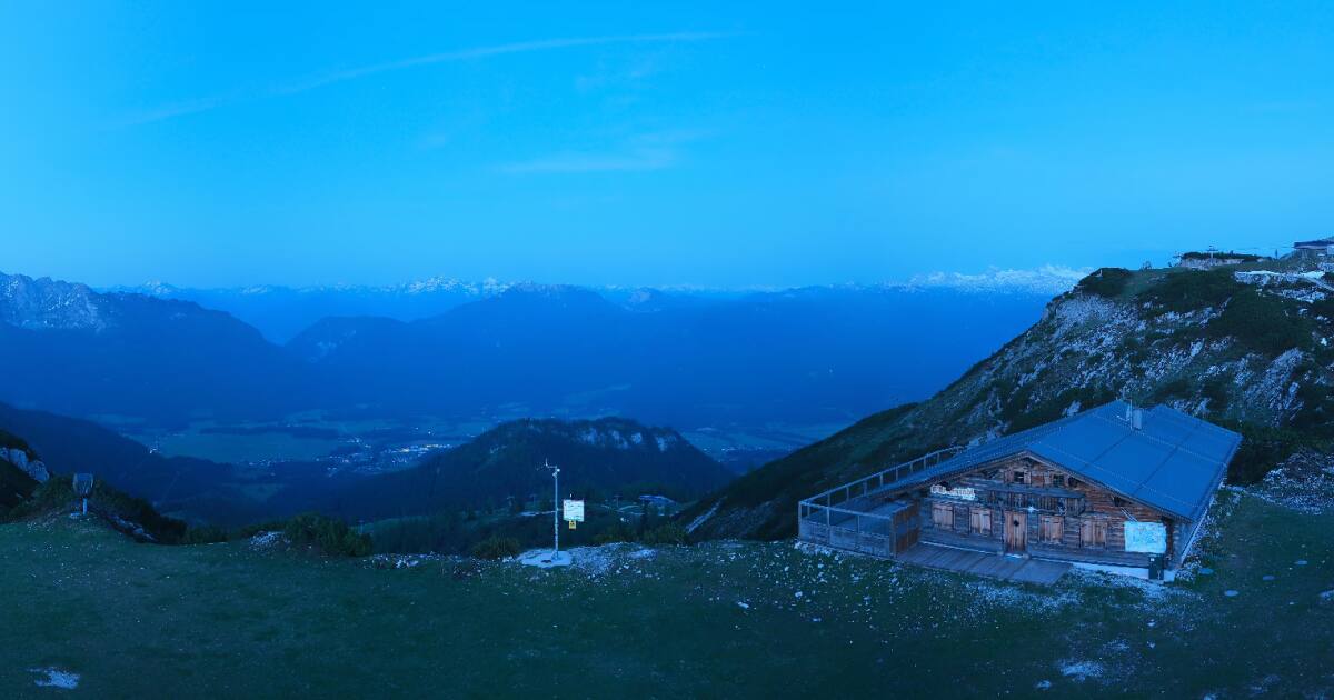 https://tauplitz.panomax.com/lawinenstein