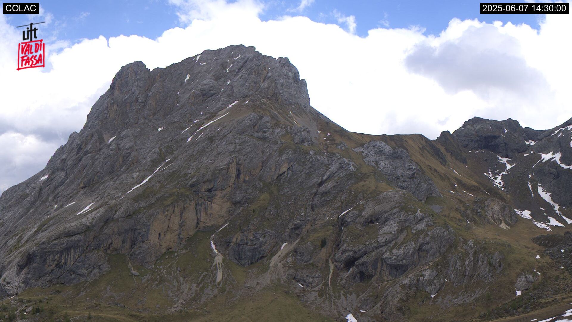 immagine della webcam nei dintorni di Alpe di Siusi: webcam Alba di Canazei