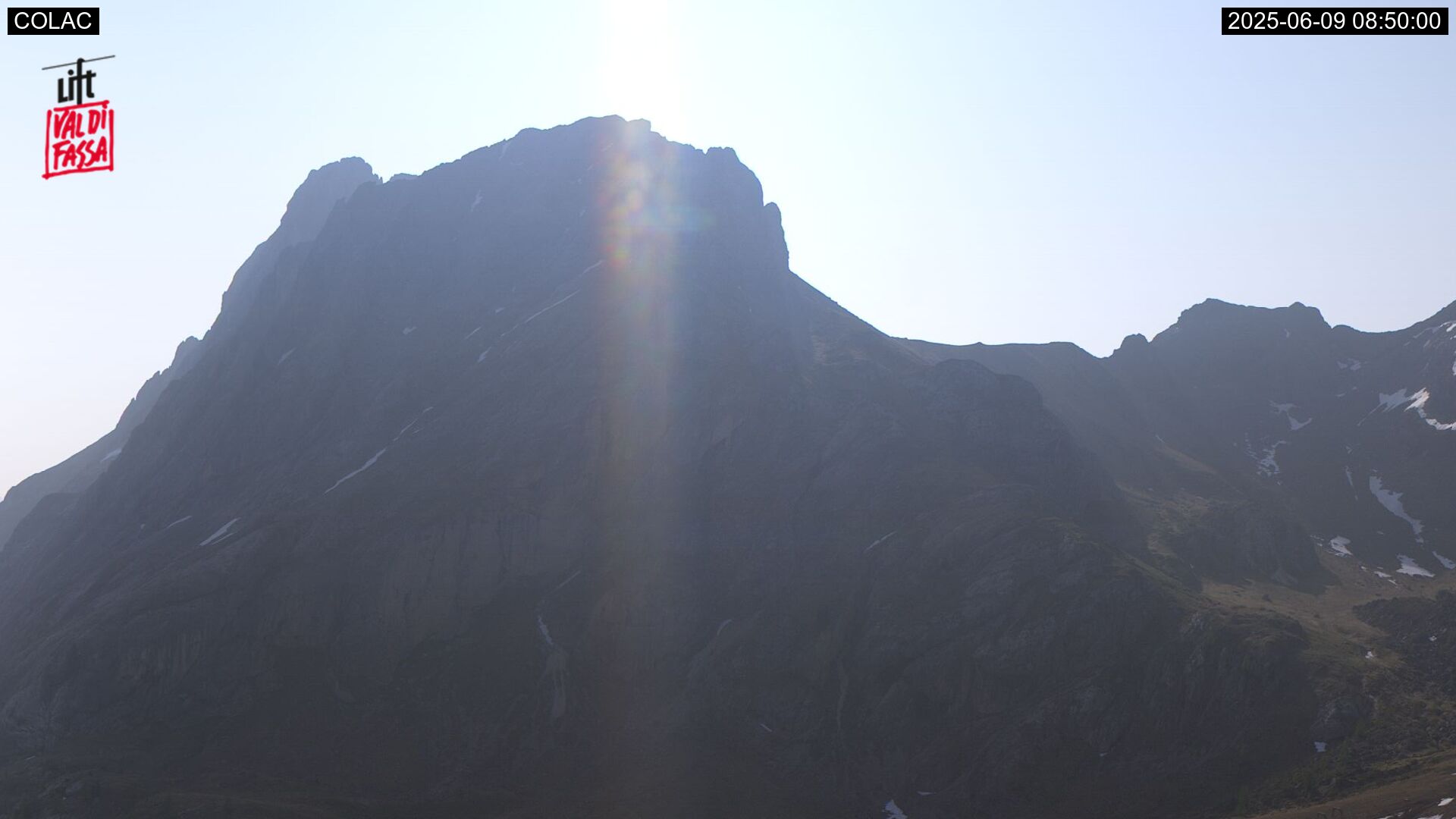 immagine della webcam nei dintorni di Santa Cristina Valgardena: webcam Alba di Canazei