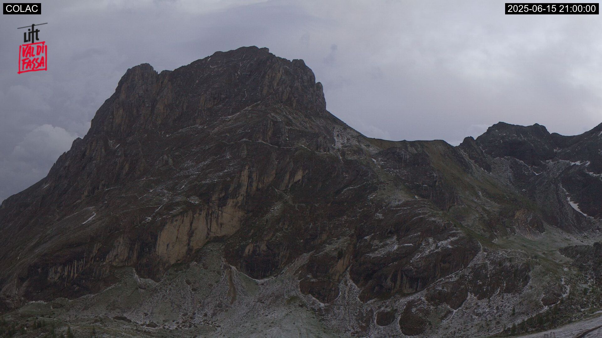immagine della webcam nei dintorni di Selva di Val Gardena: webcam Alba di Canazei