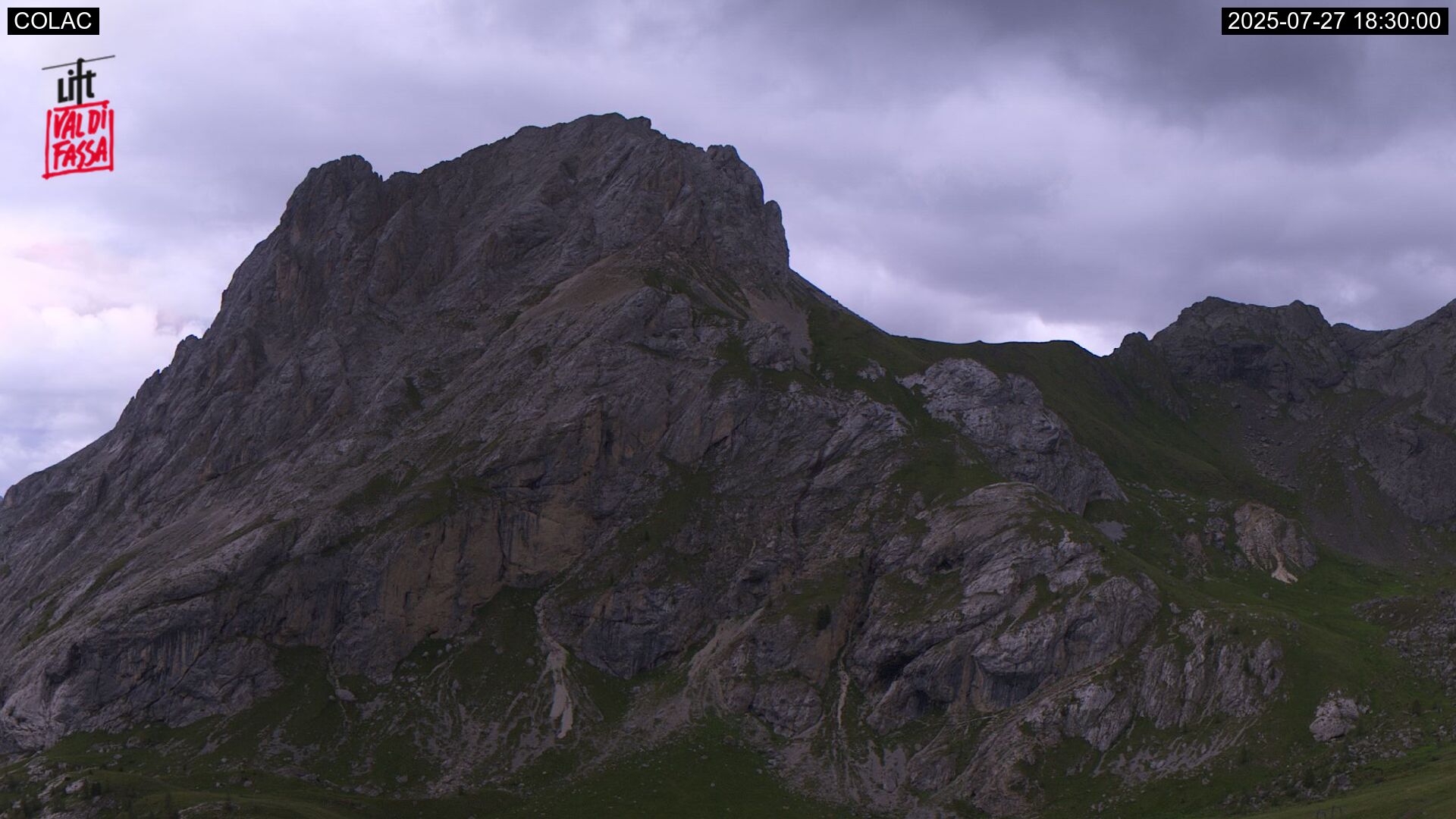 immagine della webcam nei dintorni di Alpe di Siusi: webcam Alba di Canazei