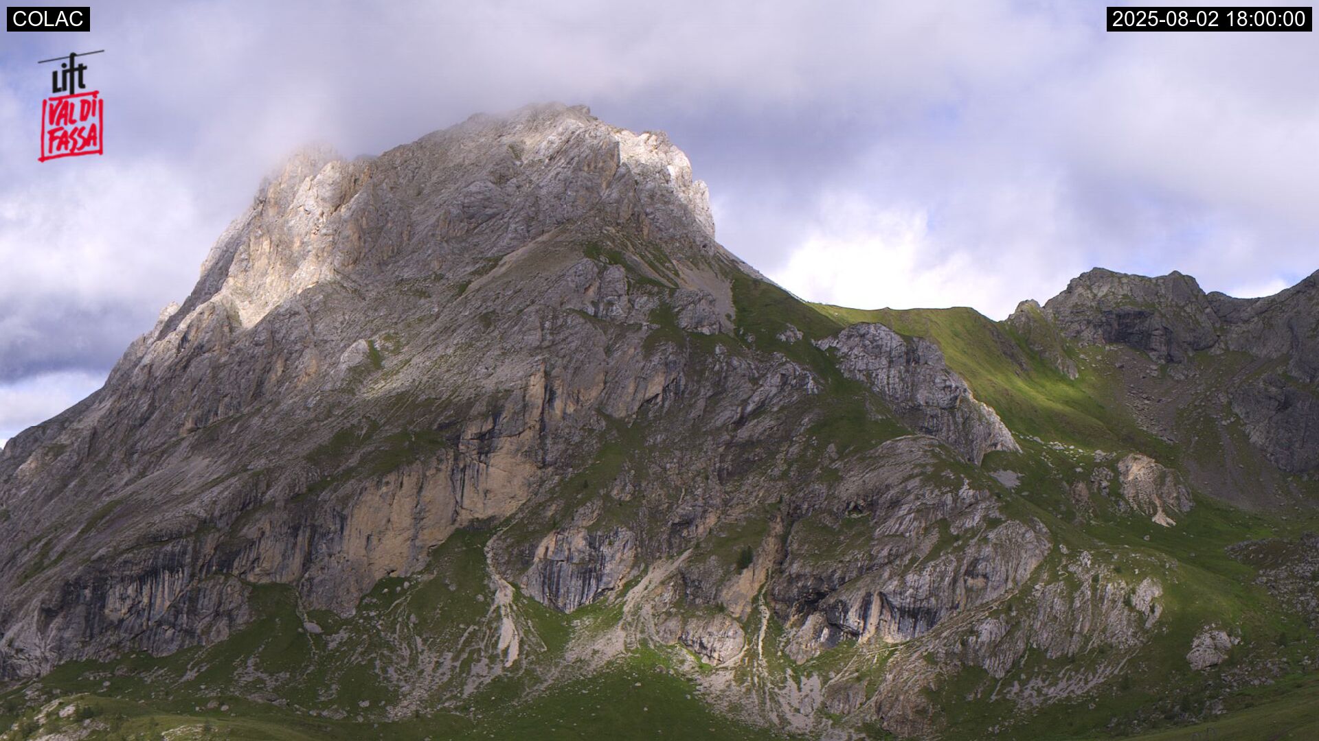 immagine della webcam nei dintorni di Ski Area Alpe Lusia: webcam Cima Portavescovo