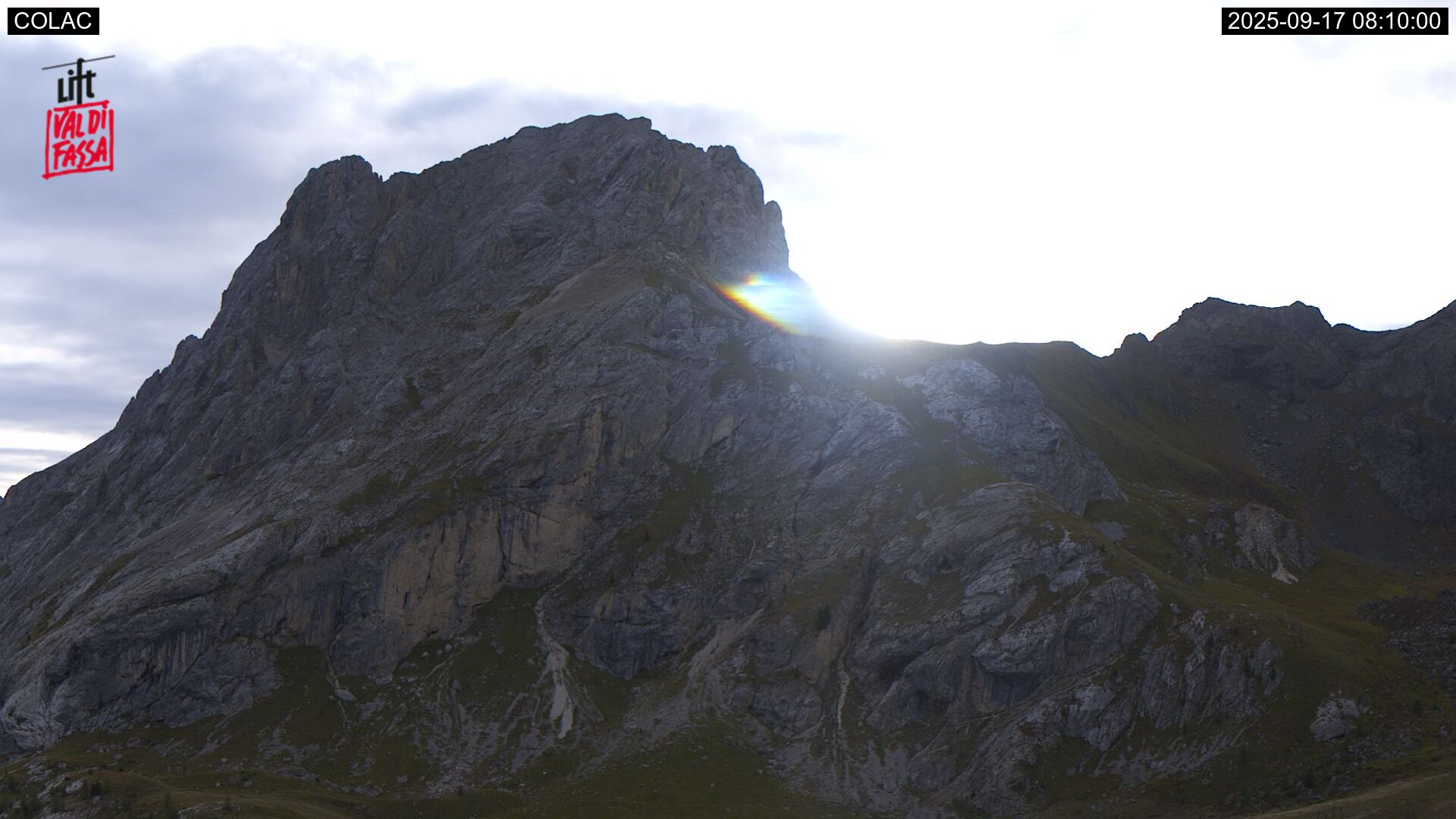 immagine della webcam nei dintorni di Ski Area Alpe Lusia: webcam Cima Portavescovo