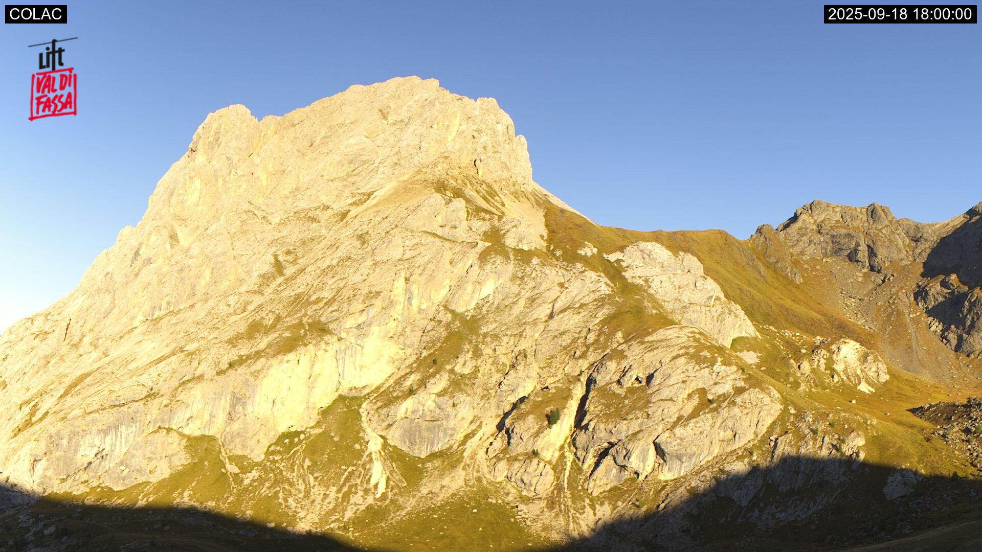 immagine della webcam nei dintorni di Soraga di Fassa: webcam Cima Portavescovo