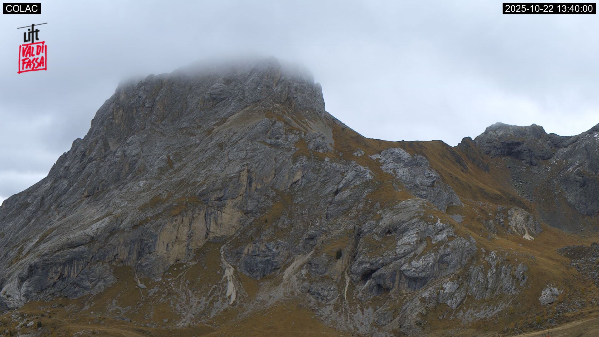 immagine della webcam nei dintorni di Soraga di Fassa: webcam Cima Portavescovo