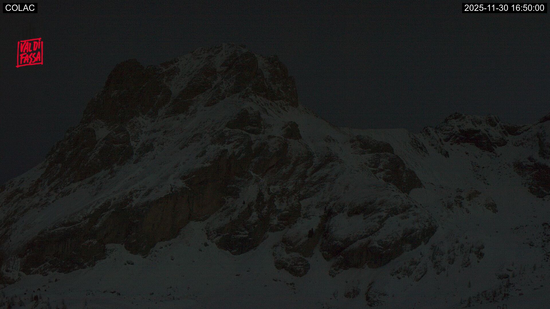 immagine della webcam nei dintorni di Alba di Canazei: webcam Cima Portavescovo