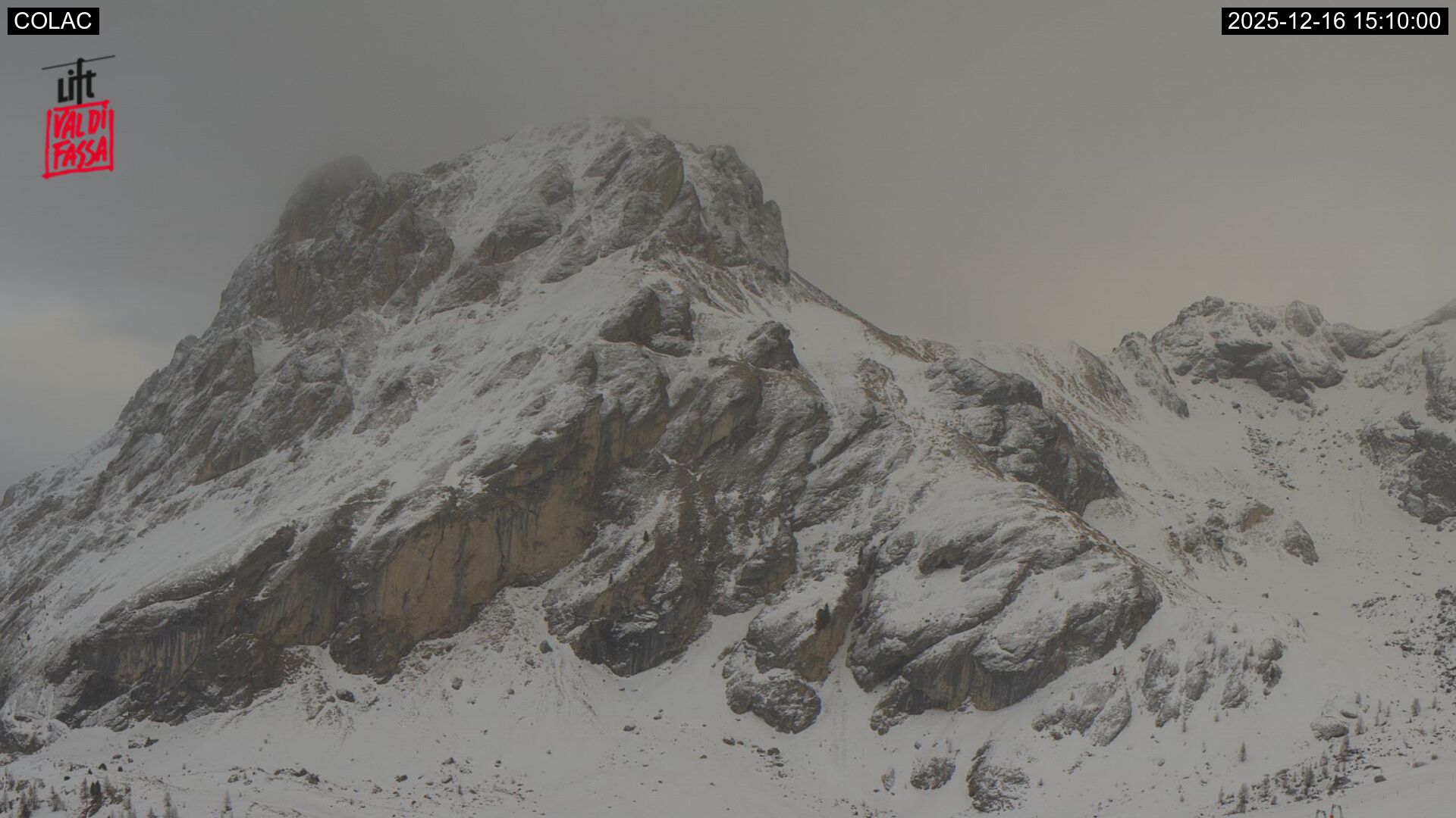 immagine della webcam nei dintorni di Falcade: webcam Penia di Canazei