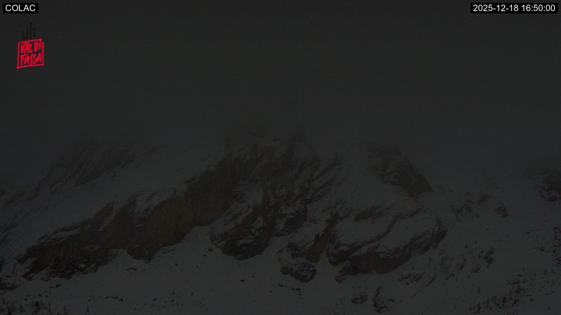 immagine della webcam nei dintorni di Selva di Val Gardena: webcam Alba di Canazei