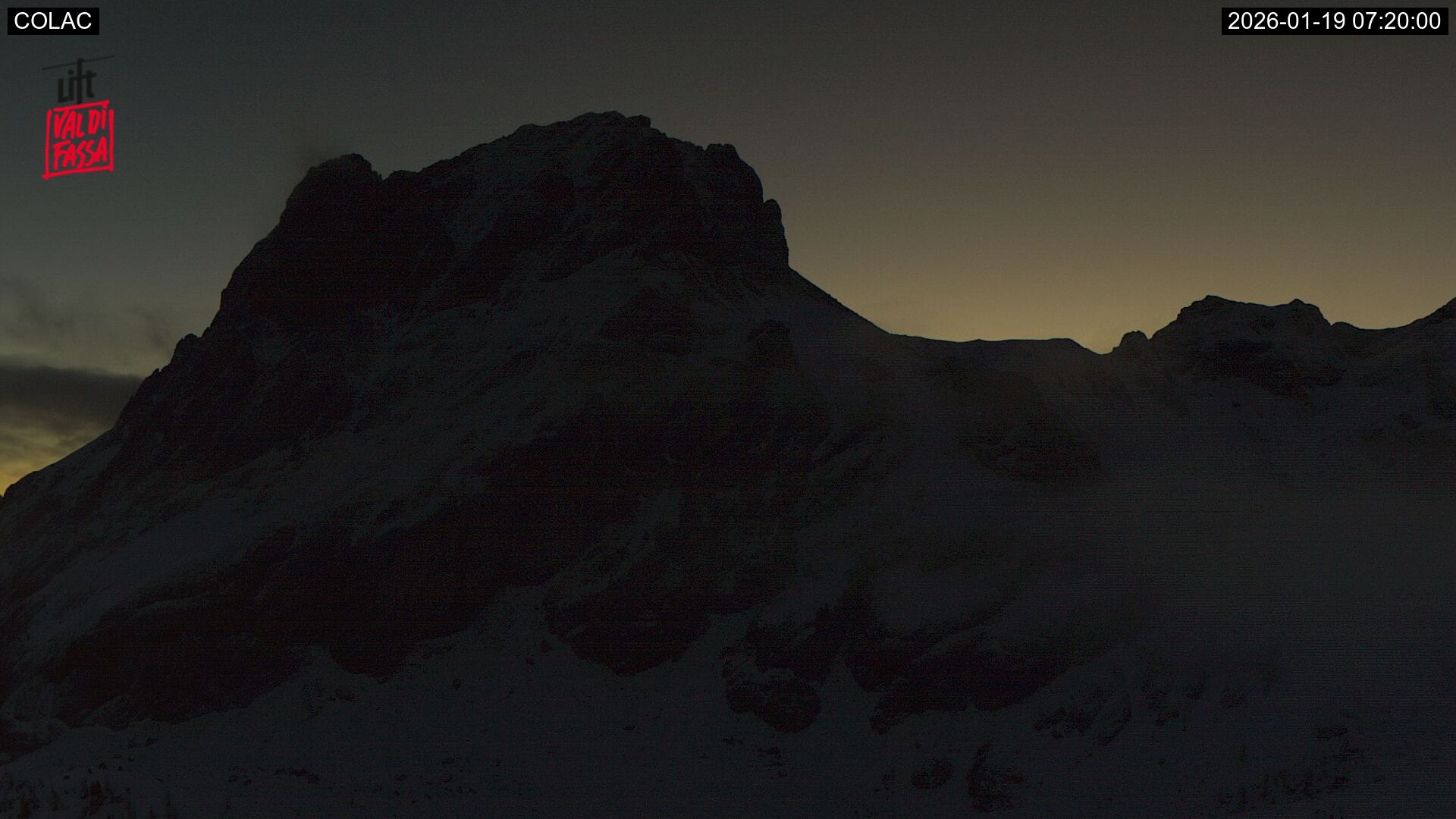 immagine della webcam nei dintorni di Selva di Val Gardena: webcam Alba di Canazei
