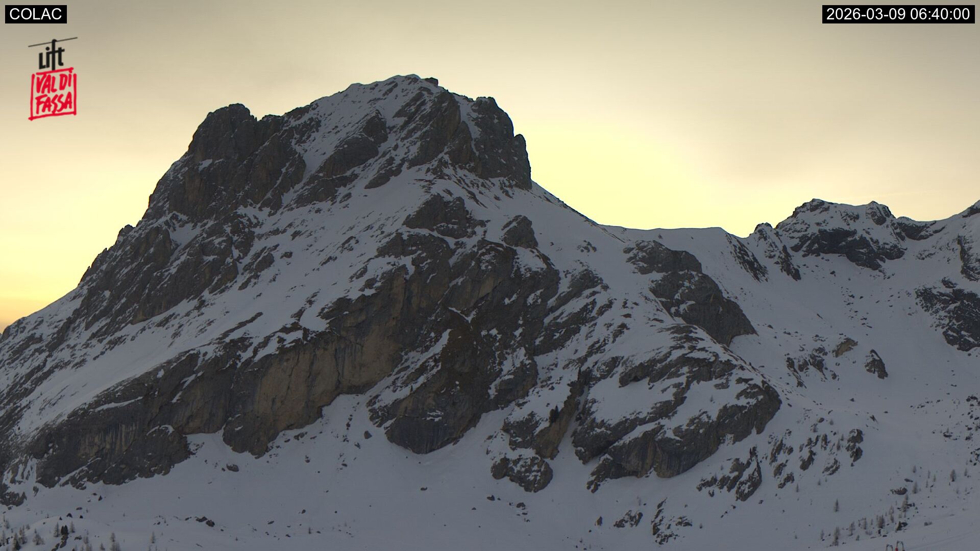 immagine della webcam nei dintorni di Vigo Ciampedie: webcam Cima Portavescovo
