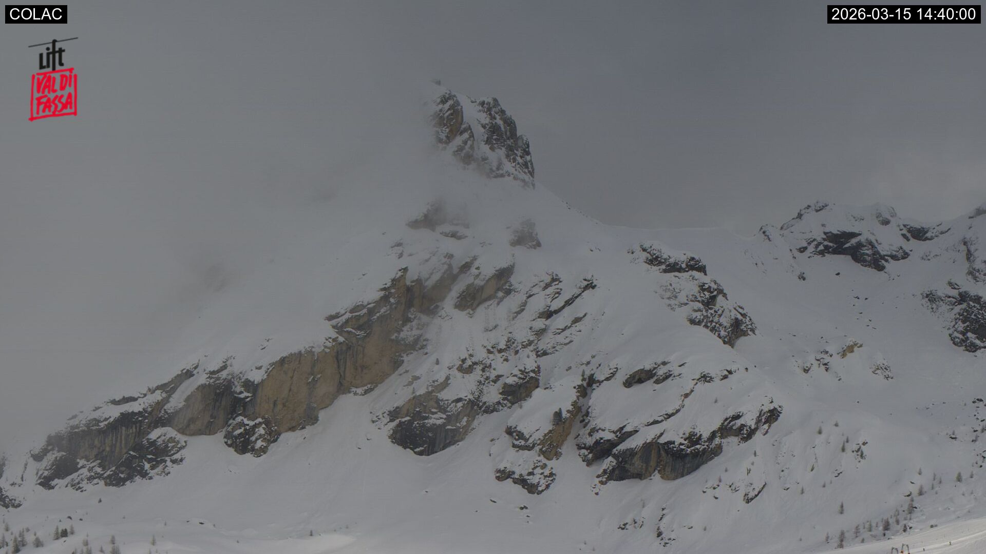 immagine della webcam nei dintorni di Plan Boè: webcam Canazei