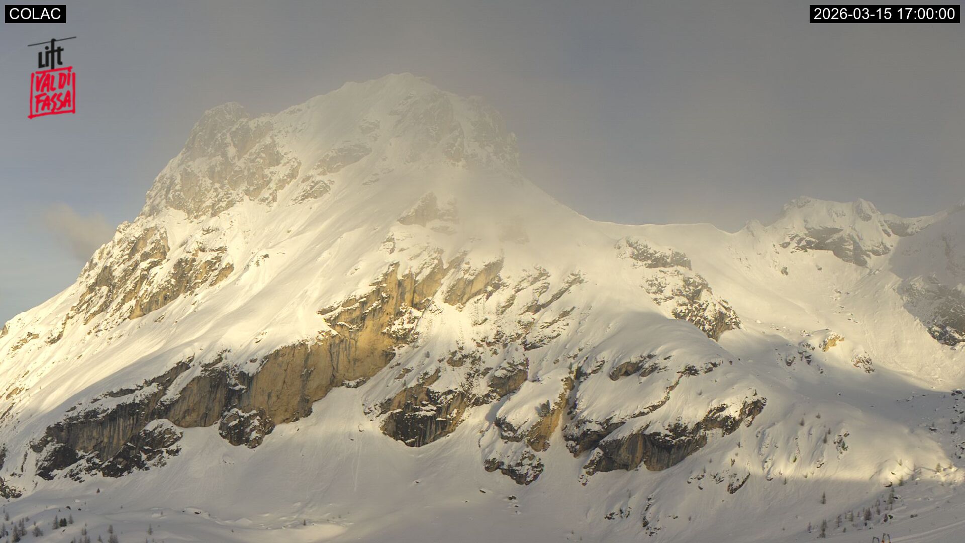 immagine della webcam nei dintorni di Ortisei: webcam Canazei