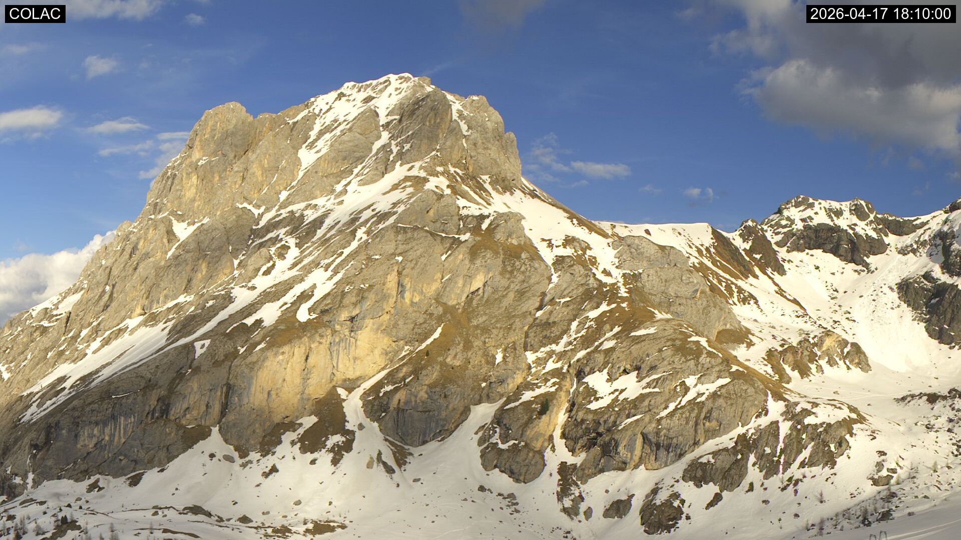 immagine della webcam nei dintorni di Alta Badia: webcam Canazei