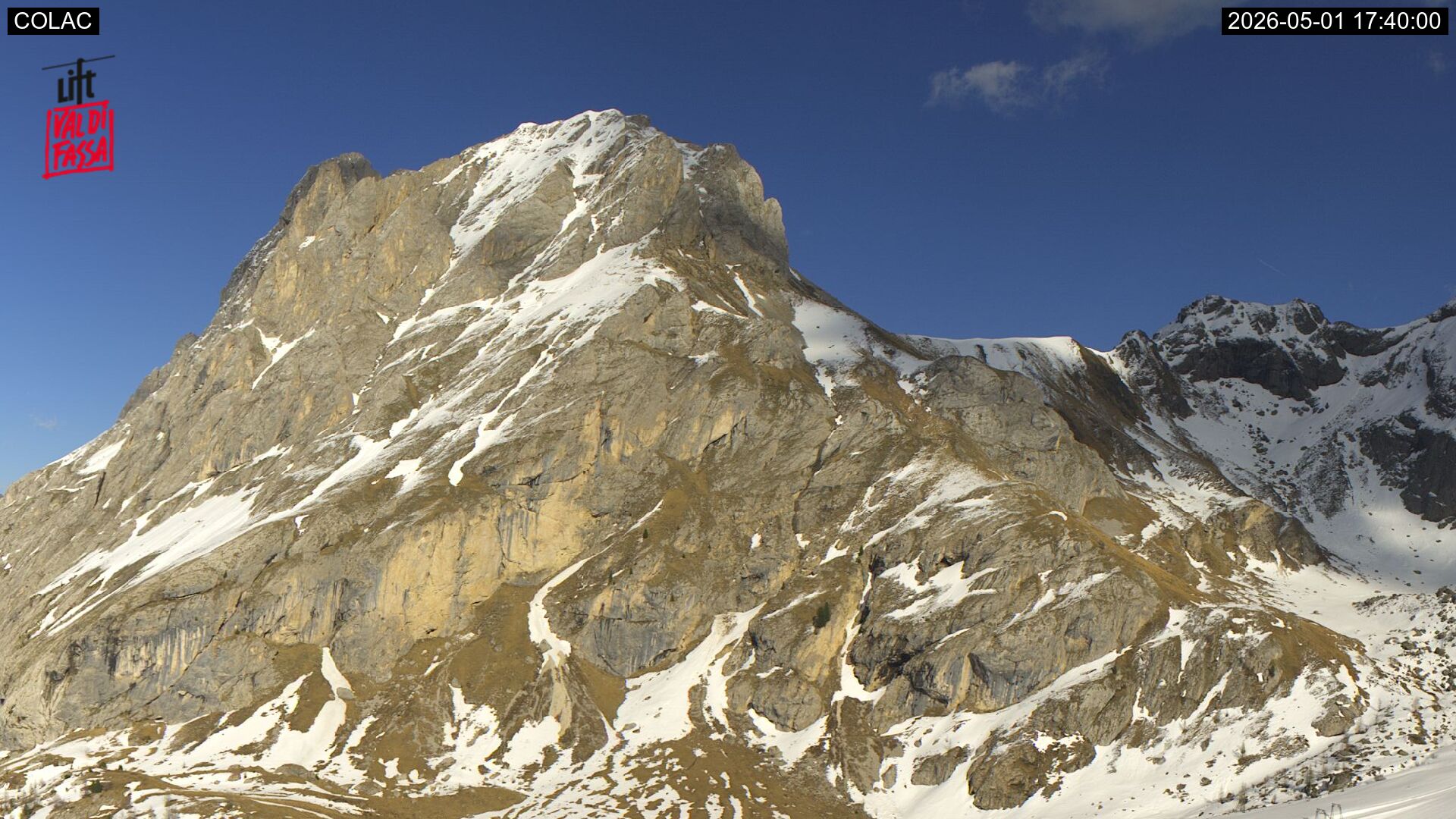 immagine della webcam nei dintorni di Moena: webcam Canazei