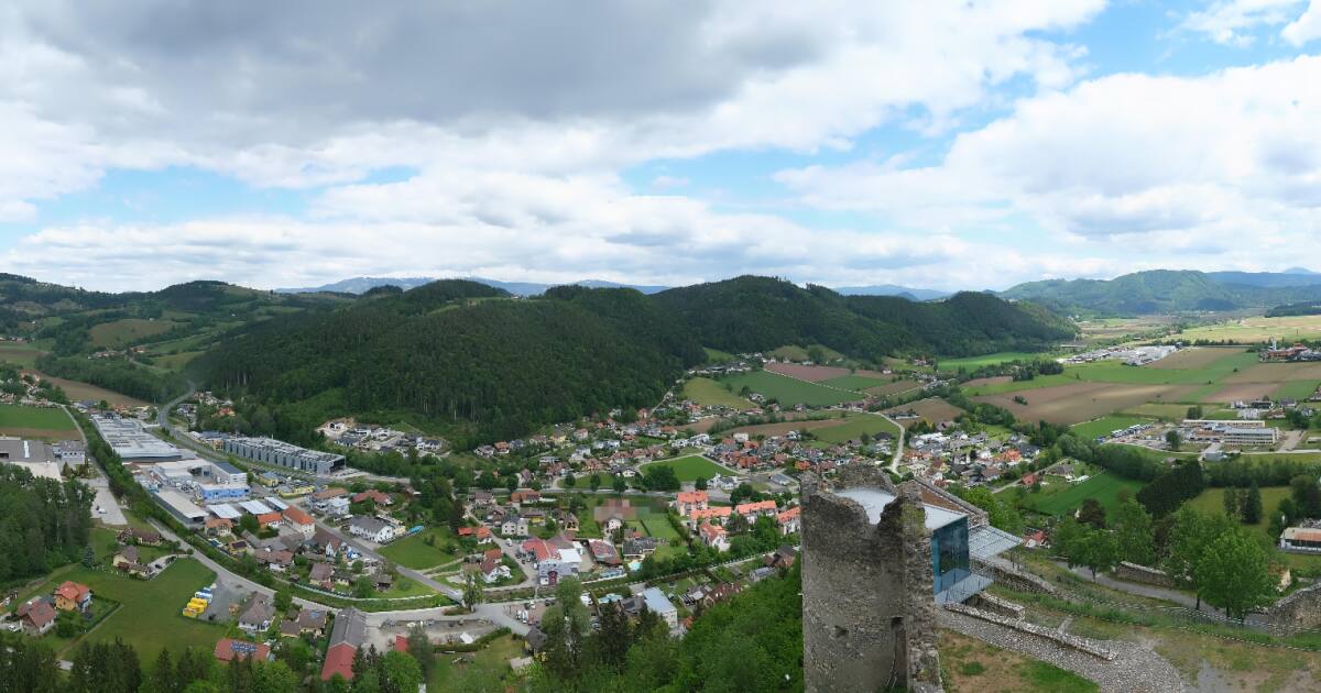 Griffen · Burgruine latest snapshot