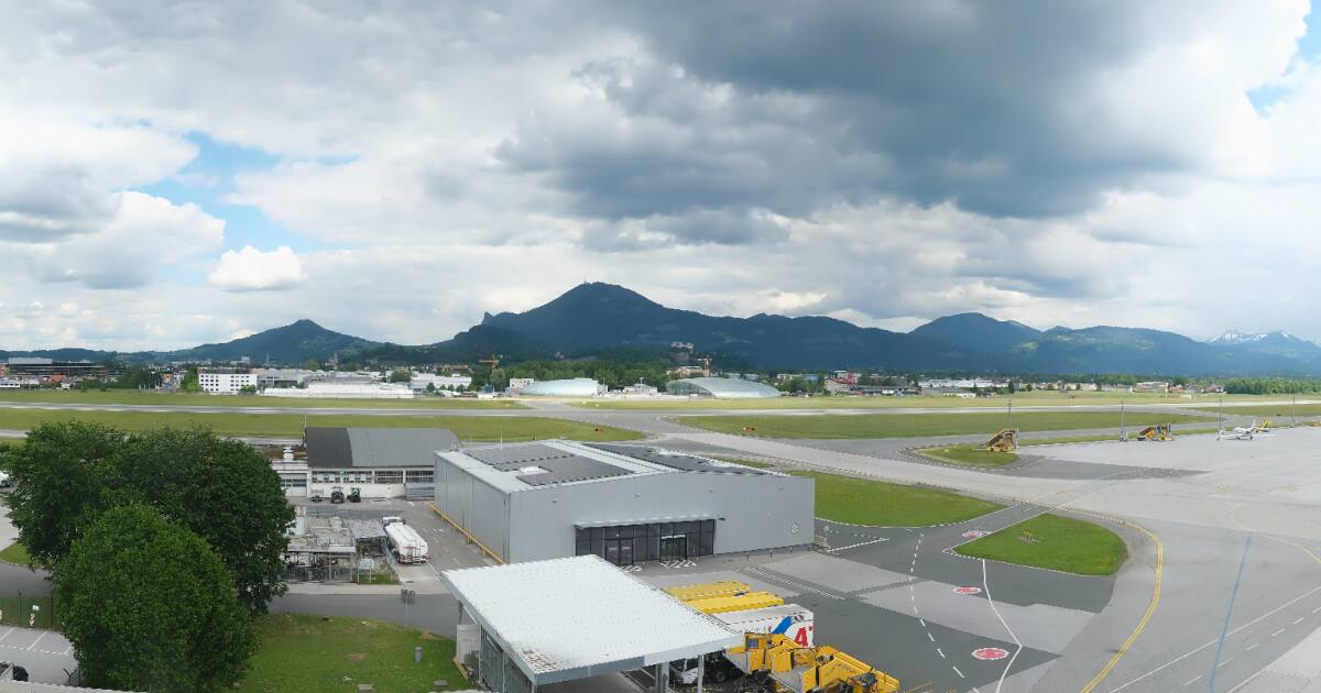 LOWS · Airport latest snapshot